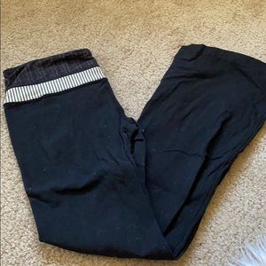 Lululemon yoga pants